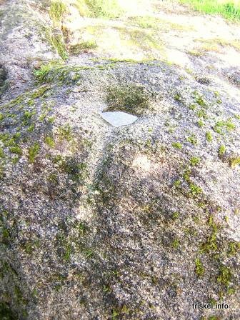 Schalenstein aus der Steinzeit, Fundort: Kermore, Morbihan,